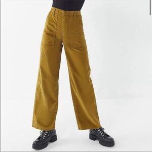 Urban Outfitters Cream Corduroy Wide Leg High Waisted Pants Size Small